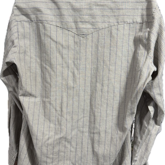 Wrangler Blue and Gray Striped Western Shirt - Picture 2 of 4